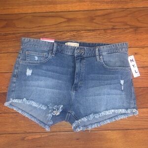 New York Laundry raw hem shorts NWT